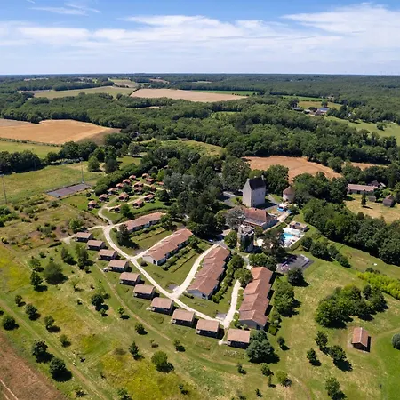 假日公园 Vvf Vienne Poitou 3*