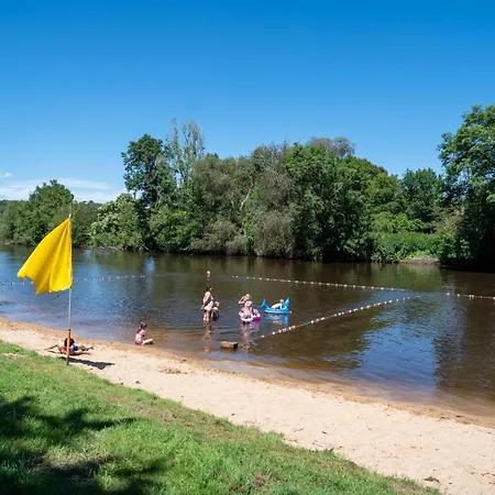 Vvf Vienne Poitou 假日公园 La Bussière