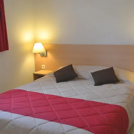 假日公园 Vvf Vienne Poitou 3*