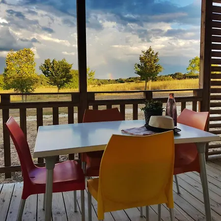 Vvf Vienne Poitou 假日公园 La Bussière