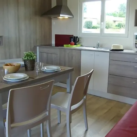 假日公园 Vvf Vienne Poitou 3*