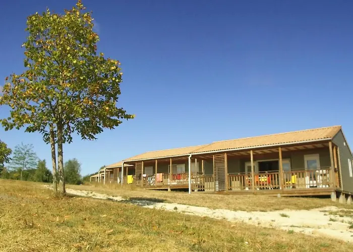 Vvf Vienne Poitou 3* La Bussiere (Vienne)